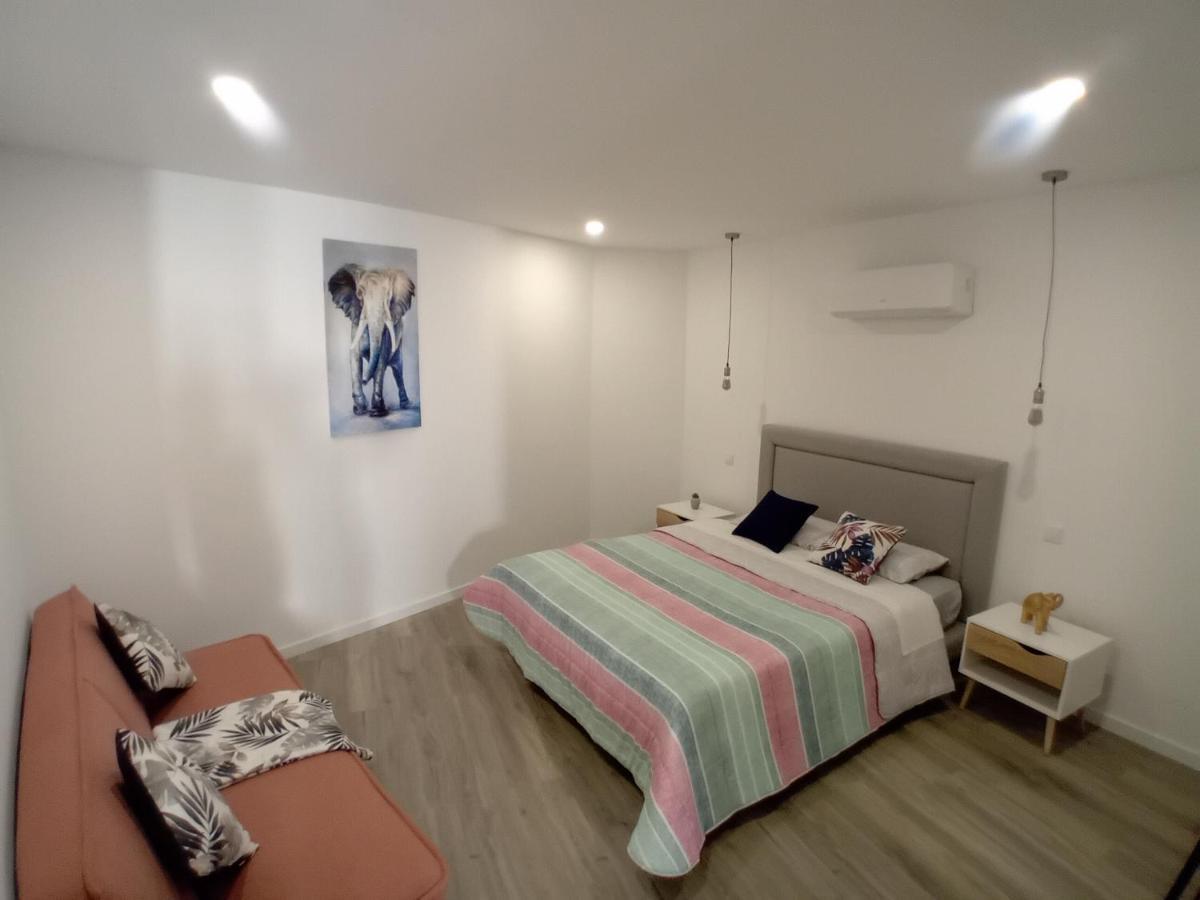 Living Caboqueira Apartment ฟุงชาล ภายนอก รูปภาพ