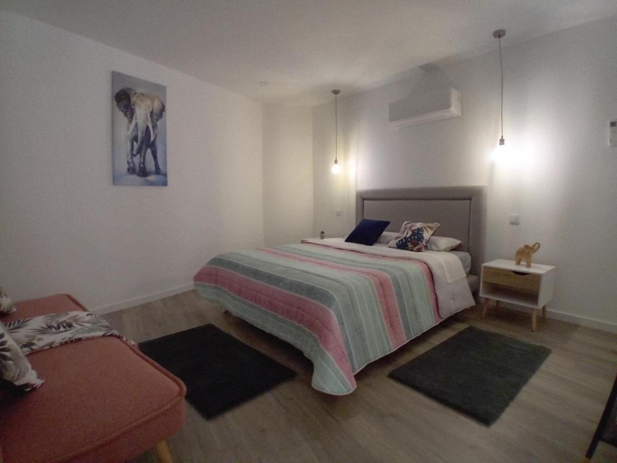 Living Caboqueira Apartment ฟุงชาล ภายนอก รูปภาพ