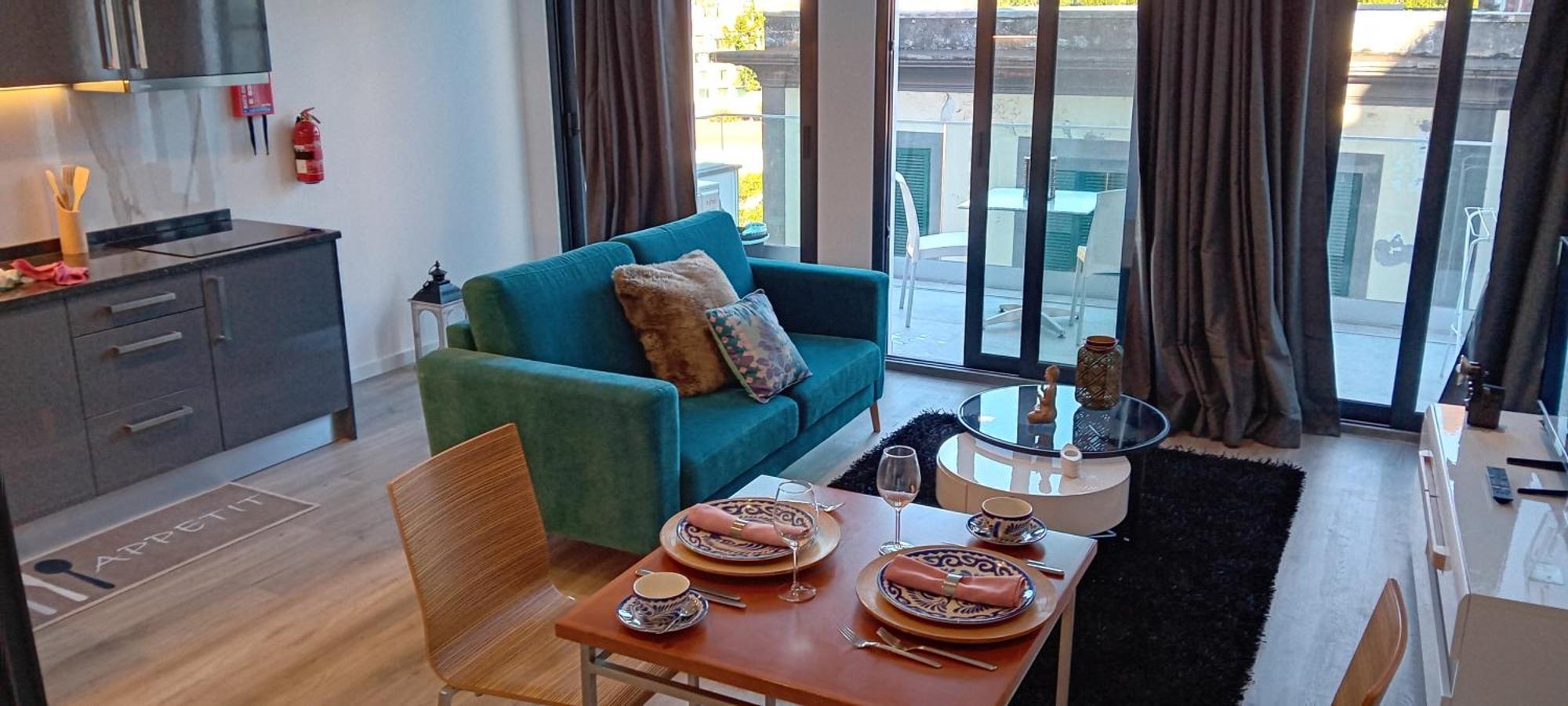 Living Caboqueira Apartment ฟุงชาล ภายนอก รูปภาพ